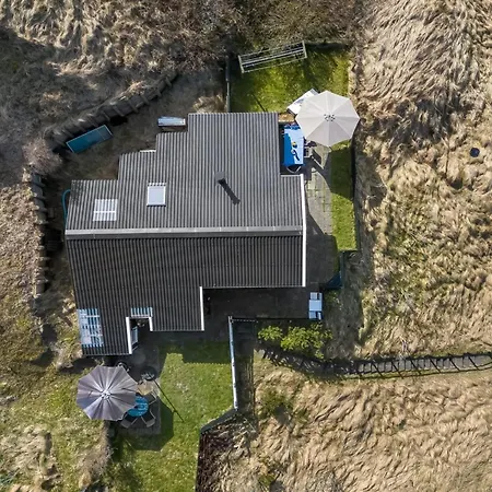 Holiday home Sella - 600m From The Sea By Interhome *