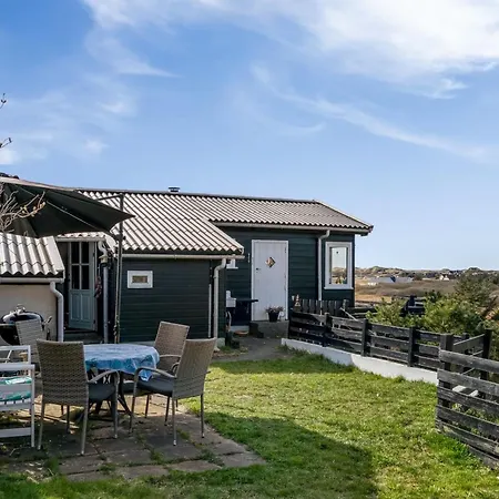 Sella - 600m From The Sea By Interhome